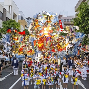 八戸三社大祭の山車審査、今年の最優秀賞は…