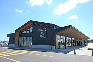 【グラフ】食と文化の新たな拠点誕生 「バ・オール」が6日にオープン/五戸≪📸×6≫