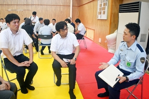 障害ある受刑者への接し方模索 青森刑務所が養護学校職員招き意見交換