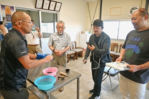 岩手県北食材の認知度向上、販路拡大へ 首都圏のシェフ招き産地見学会