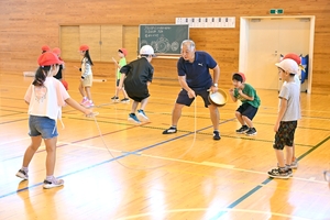児童が理解しやすい指導方法は？　筑波大付属小の平川教諭が講師、五戸小で拡大校内研修