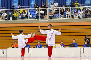 武術太極拳、迫力の演舞 あおもり国スポ、公開競技スタート/三沢