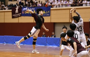 三本木、２回戦へ　ハンドボール男子／近畿インターハイ