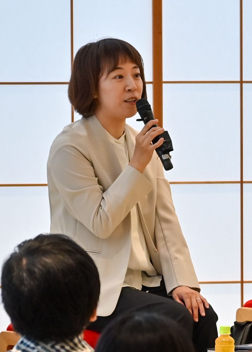 長尾衣里子さん