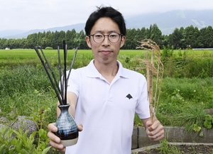 【東北見聞録】「厄介者」、食用炭に変身　猪苗代湖のヨシ、商品化へ／福島