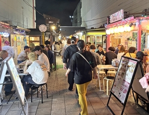 「食紡ぐ八戸」(下)観光目的「食」が中心に