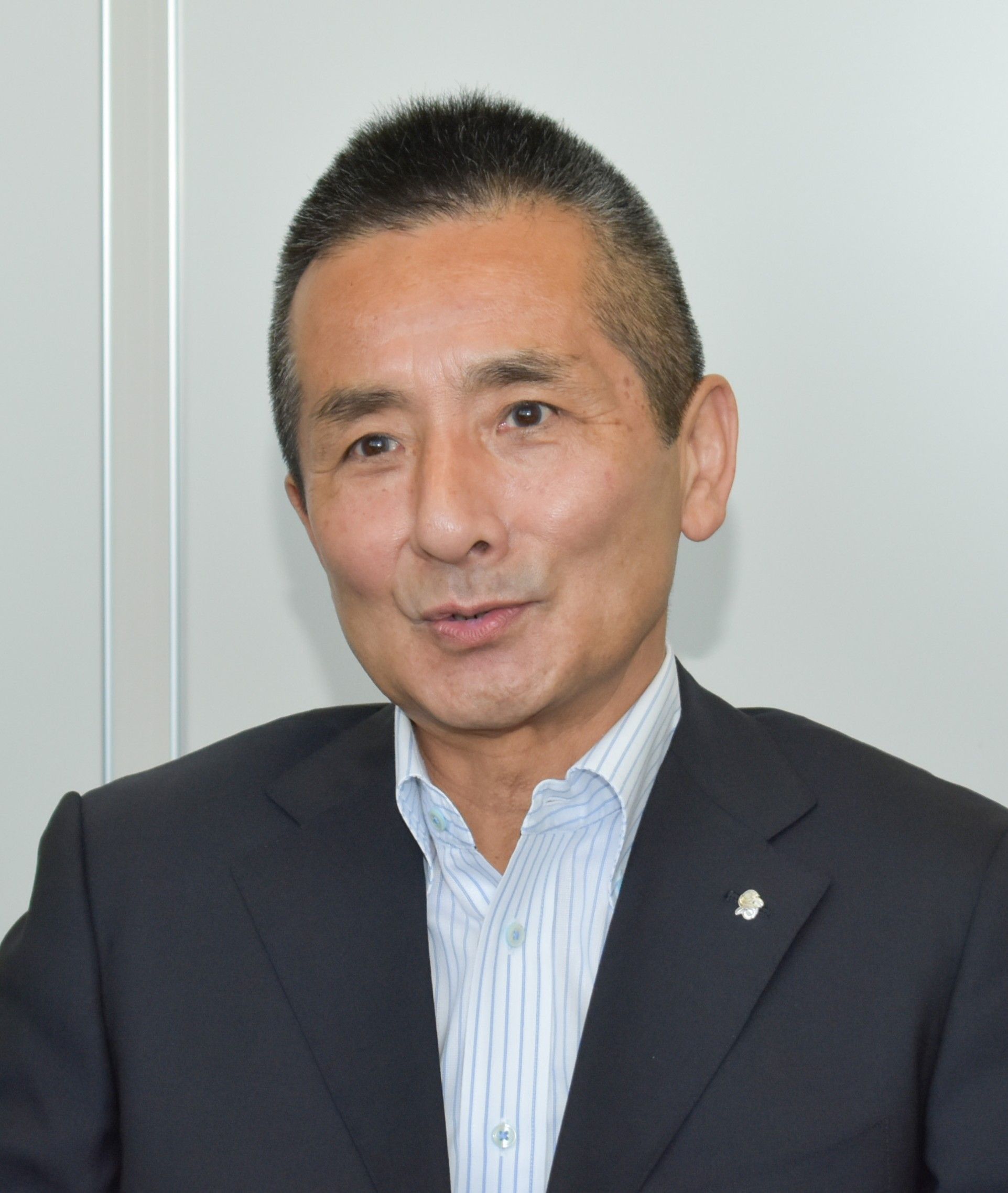 坂頂昭治・代表取締役社長