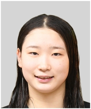 佐々木（ウイング八戸、工大一高）Ｖ　競泳国際大会・女子400個人メドレー