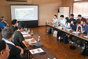 中山間地域での農業維持策探る 金田一営農組合(二戸)と石川の営農会社が意見交換