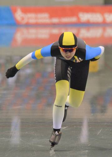 【女子3000メートル】4分41秒53で8位入賞を果たした吉田愛実(下長)=長野市エムウェーブ