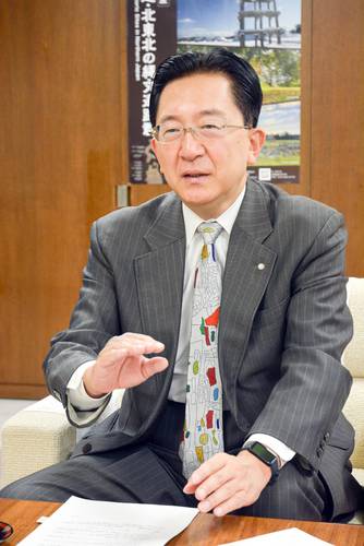 国政の変革につながる発信へ意欲を示す達増拓也岩手県知事=12月中旬、県庁