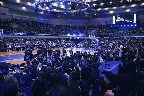 多くのファンが詰めかけたBリーグ、アルティーリ千葉のホームゲーム=1月、千葉ポートアリーナ((c)B.LEAGUE)