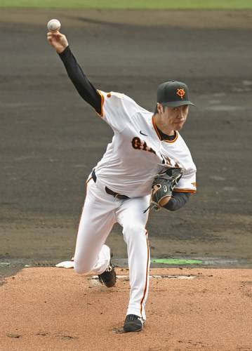 韓国プロ野球サムスンとの練習試合に先発した巨人・西舘=那覇