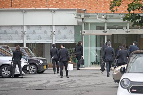 2度目の立ち入り検査が行われたみちのく記念病院=26日午後1時20分ごろ、八戸市