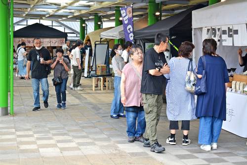 さまざまな1杯が楽しめる「十和田コーヒーフェスティバル」の会場