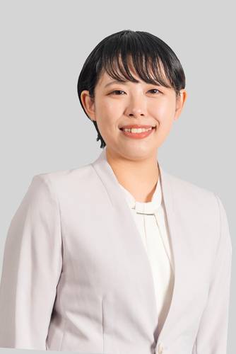 佐々木真琴氏
