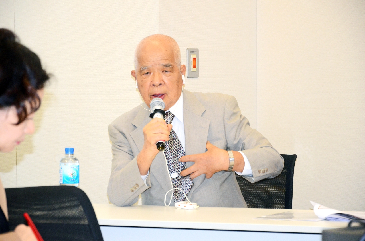 報告会で自身の体験を語った江口實さん。法律の弱点が悪用される状況に警鐘を鳴らした=2025年11月、東京の衆議院第1議員会館